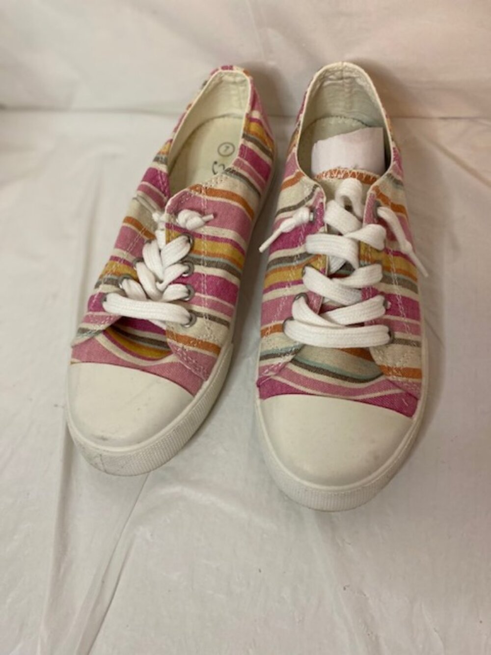 Forever Link Multi-Color Striped Canvas Lace-Up Sneakers – Women's Size 7